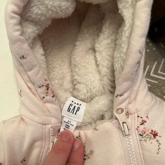 Baby Gap 0-3 Months One Piece Baby Girl Snowsuit - Picture 2 of 5